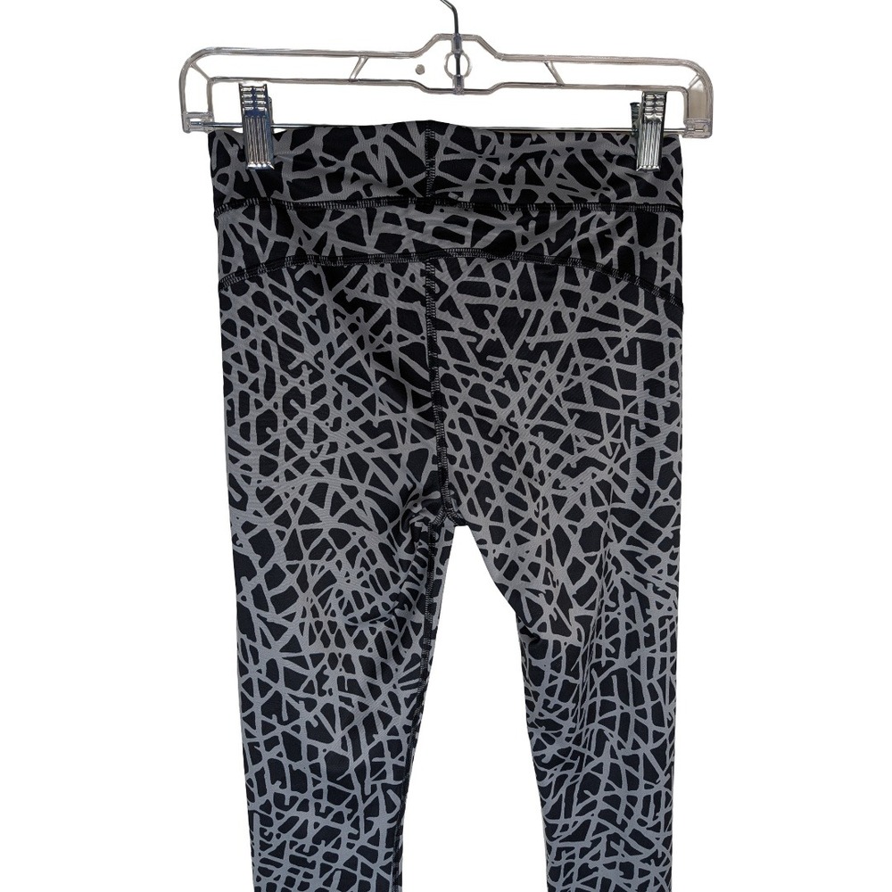 Under Armour‎ Leggings Women Small Gray Black Geometric HeatGear Compression Gym - Picture 4 of 13